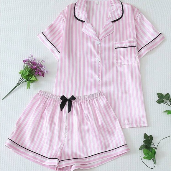 Other - Women’s 2pcs Satin Pajama Set With Short Sleeve Collared Shirt And Bow Size M